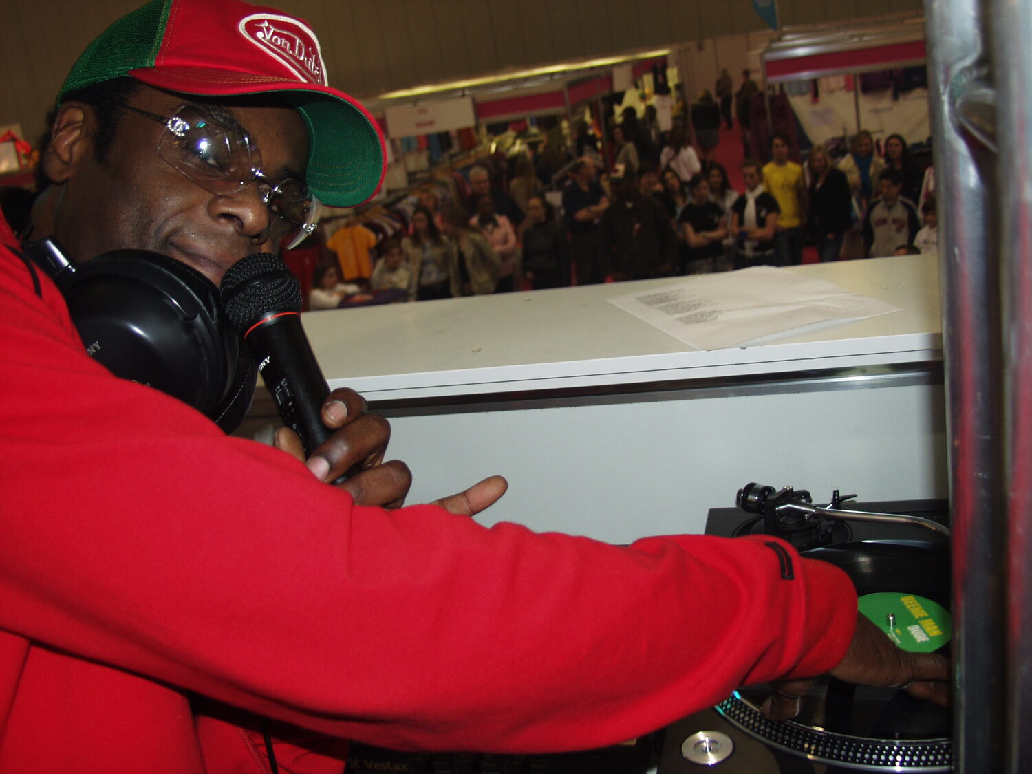 Normski on the decks